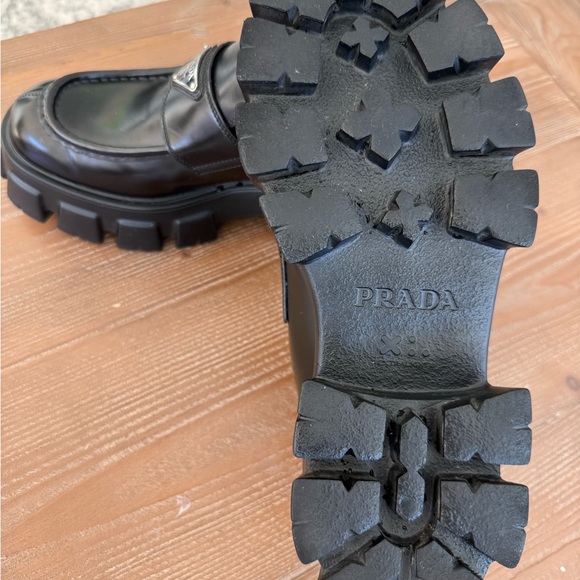 Prada Black Leather Lug-Sole Monolith Loafers with Logo Plaque - Picture 8 of 8